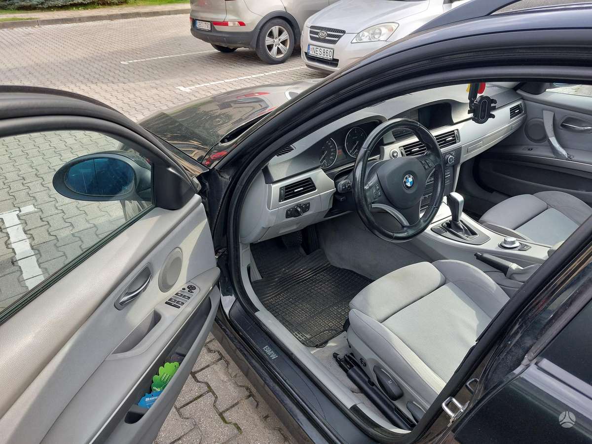 BMW 320, 2.0 l., wagon