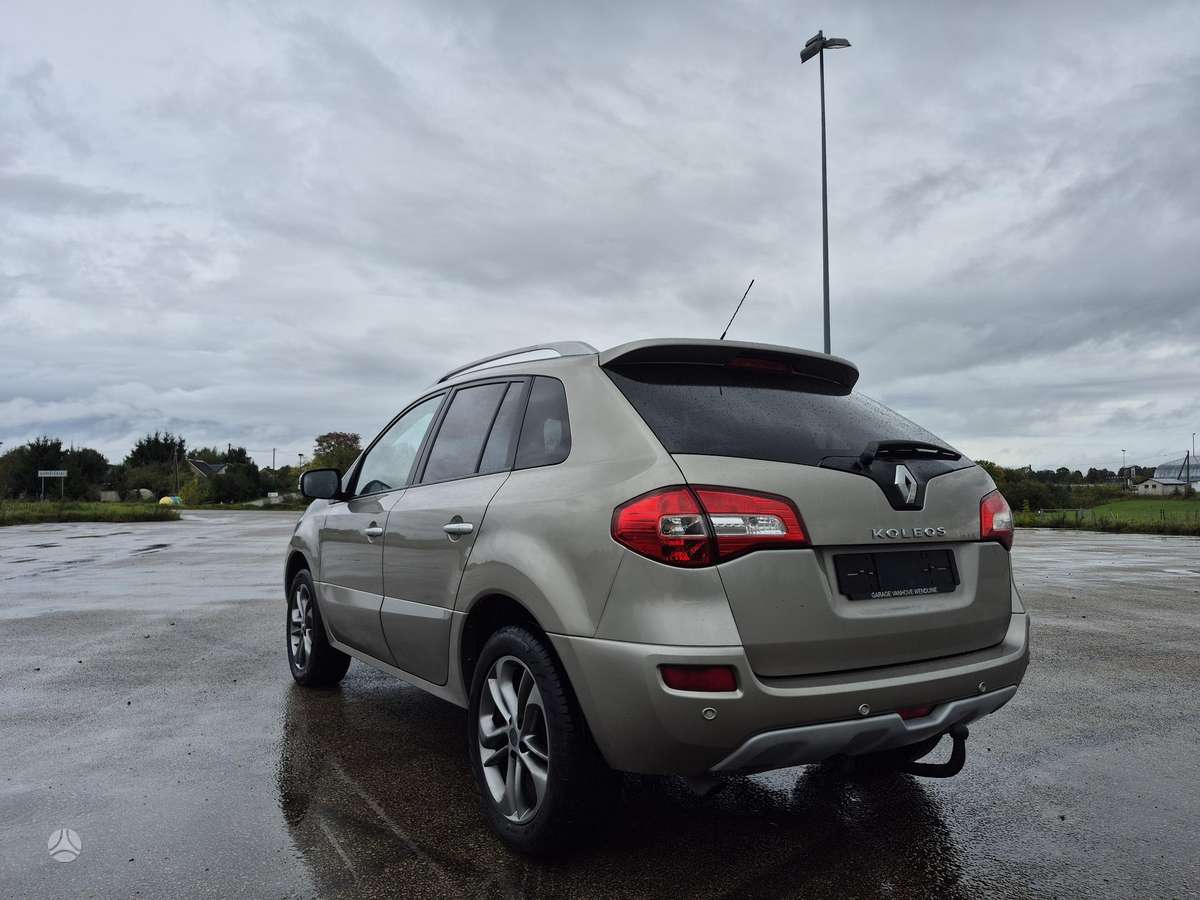 Renault Koleos, 2.0 l., off-road / crossover