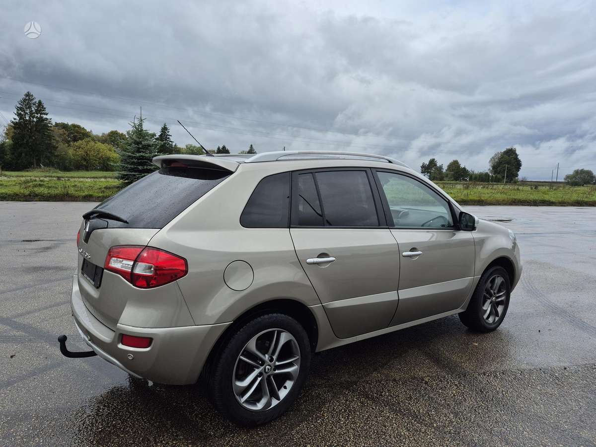 Renault Koleos, 2.0 l., off-road / crossover