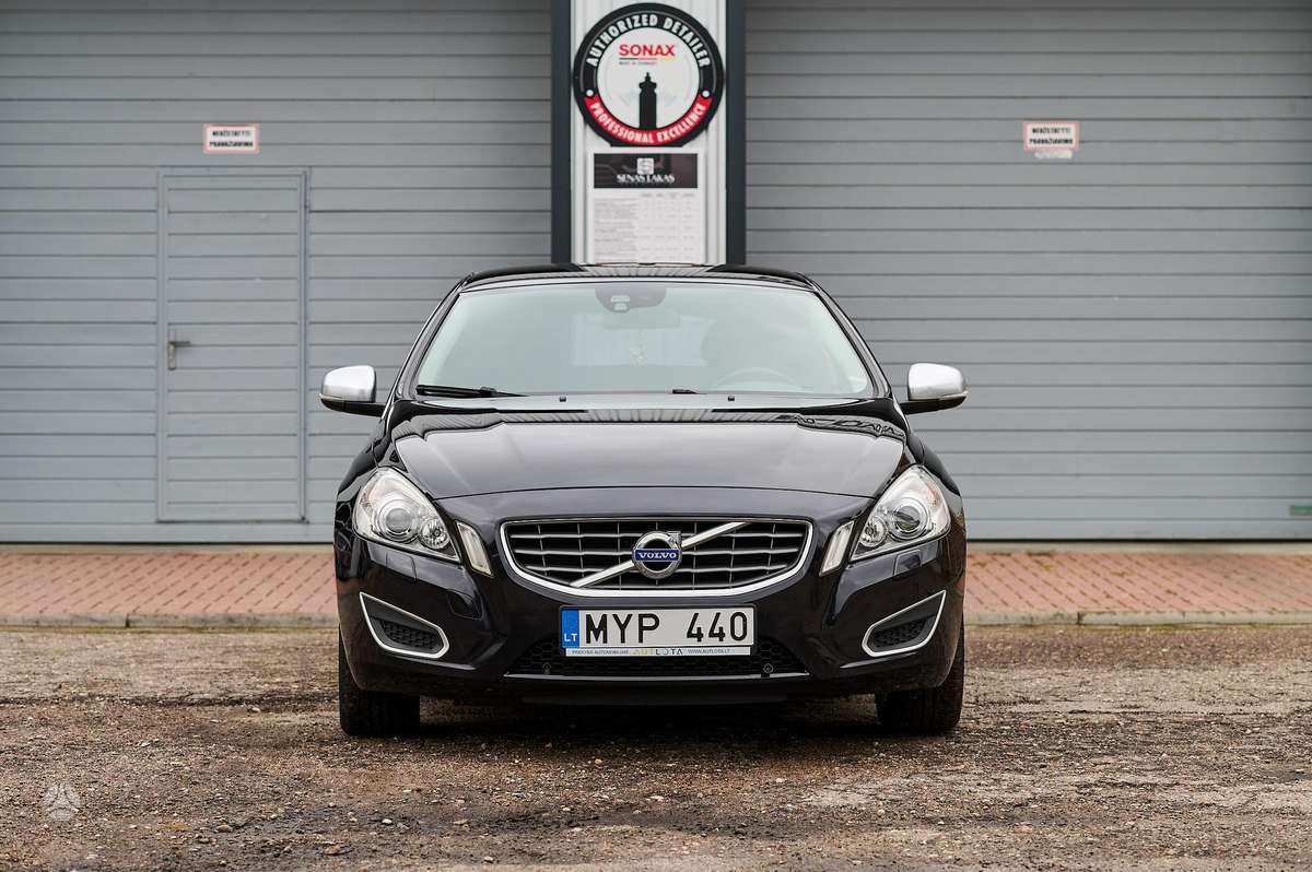 Volvo V60, 2.0 l., Универсал