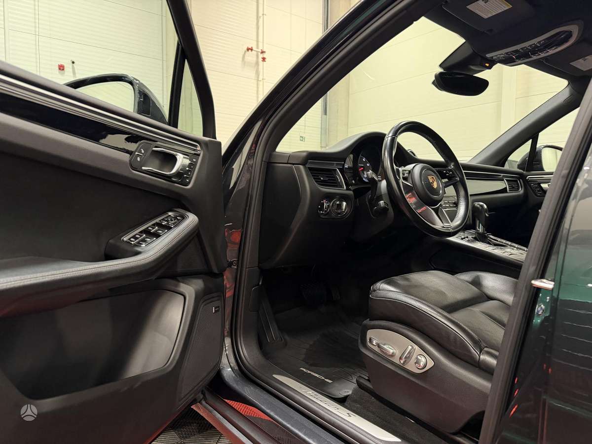 Porsche Macan, 2.9 l., Внедорожник / Кроссовер