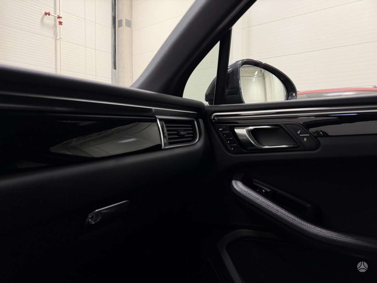Porsche Macan, 2.9 l., Внедорожник / Кроссовер