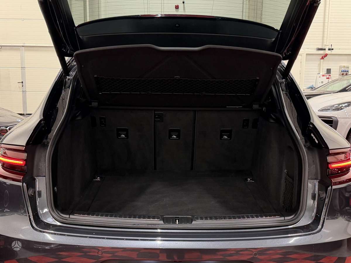 Porsche Macan, 2.9 l., off-road / crossover