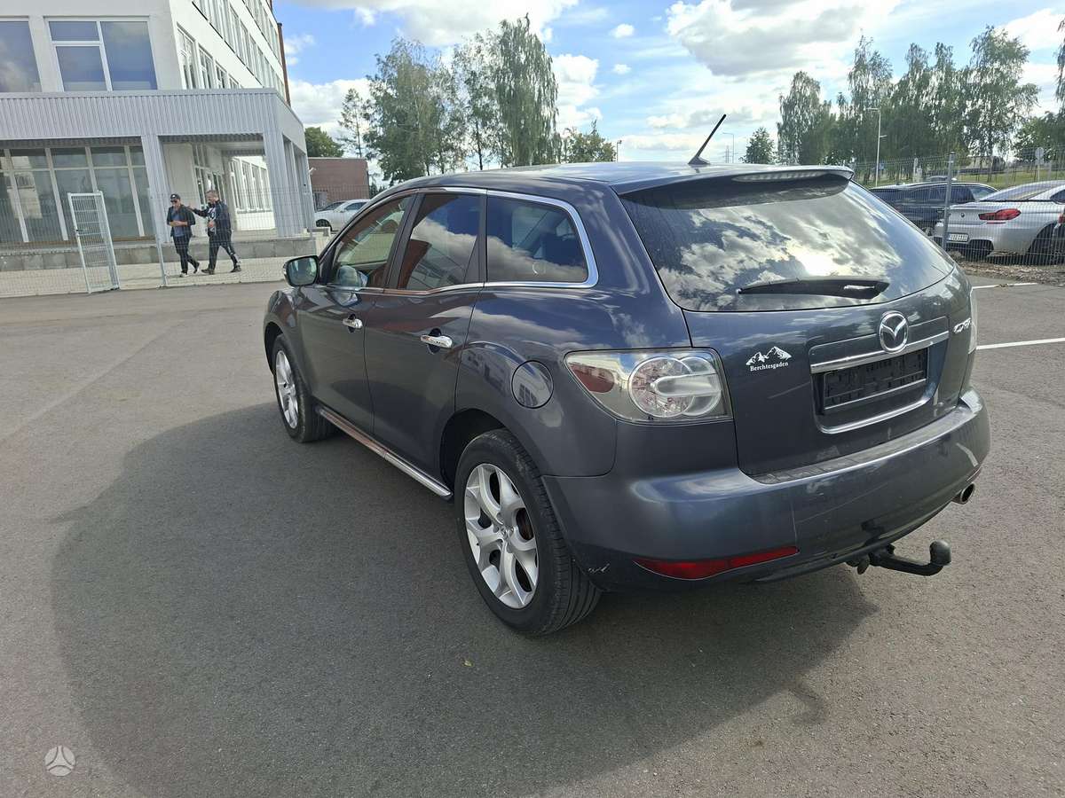 Mazda CX-7, 2.2 l., off-road / crossover