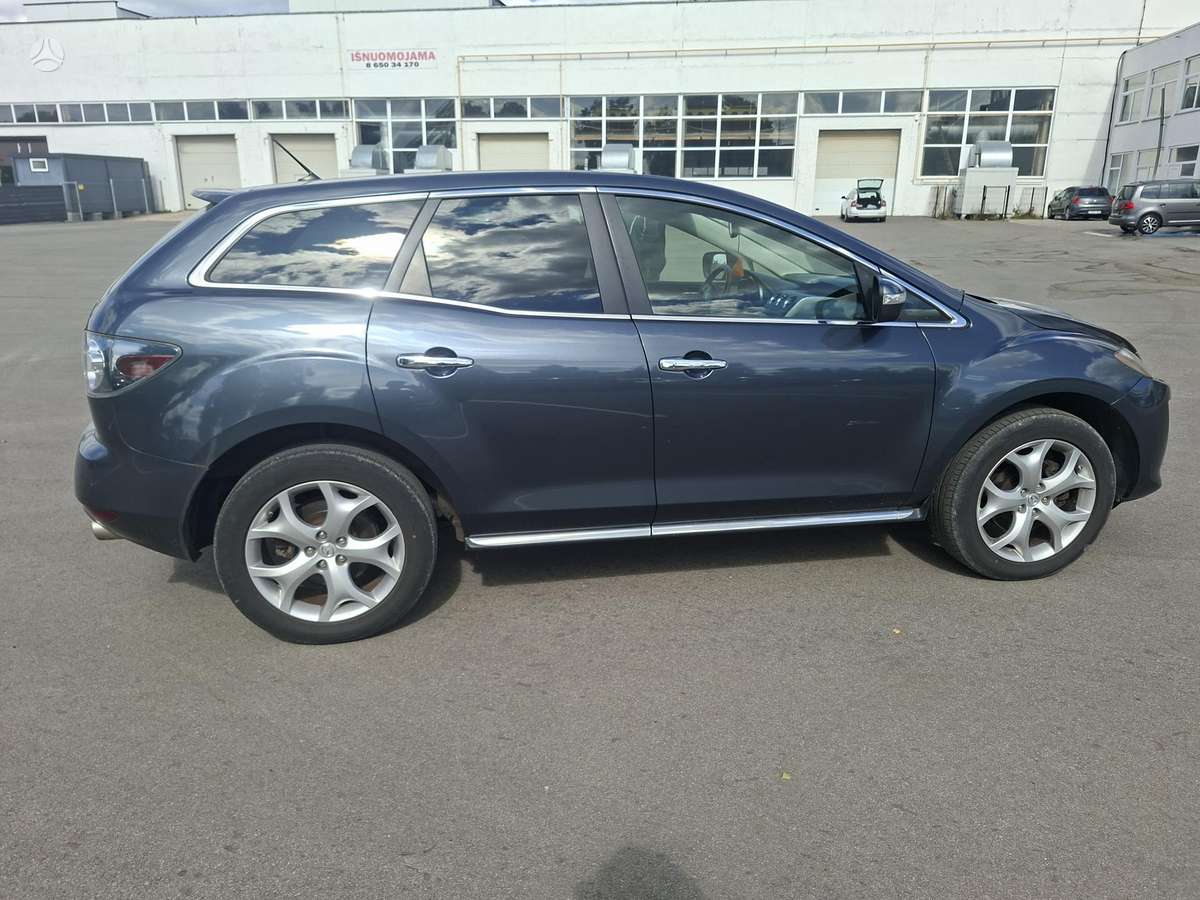 Mazda CX-7, 2.2 l., off-road / crossover