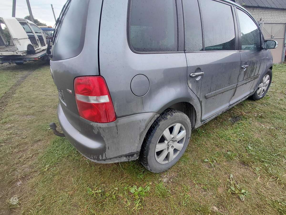 Volkswagen Touran, Hhh, Dalimis
