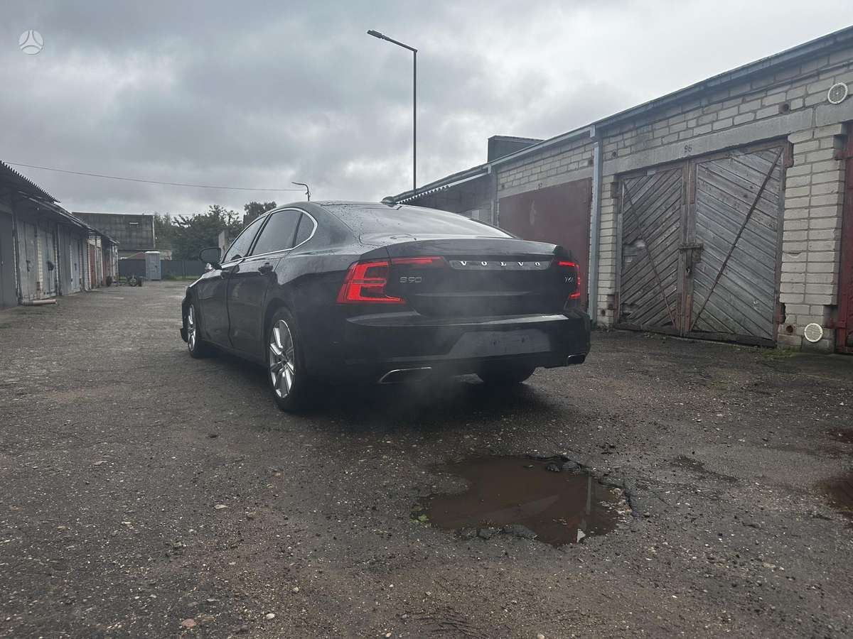 Volvo S90, 2.0 l., Седан