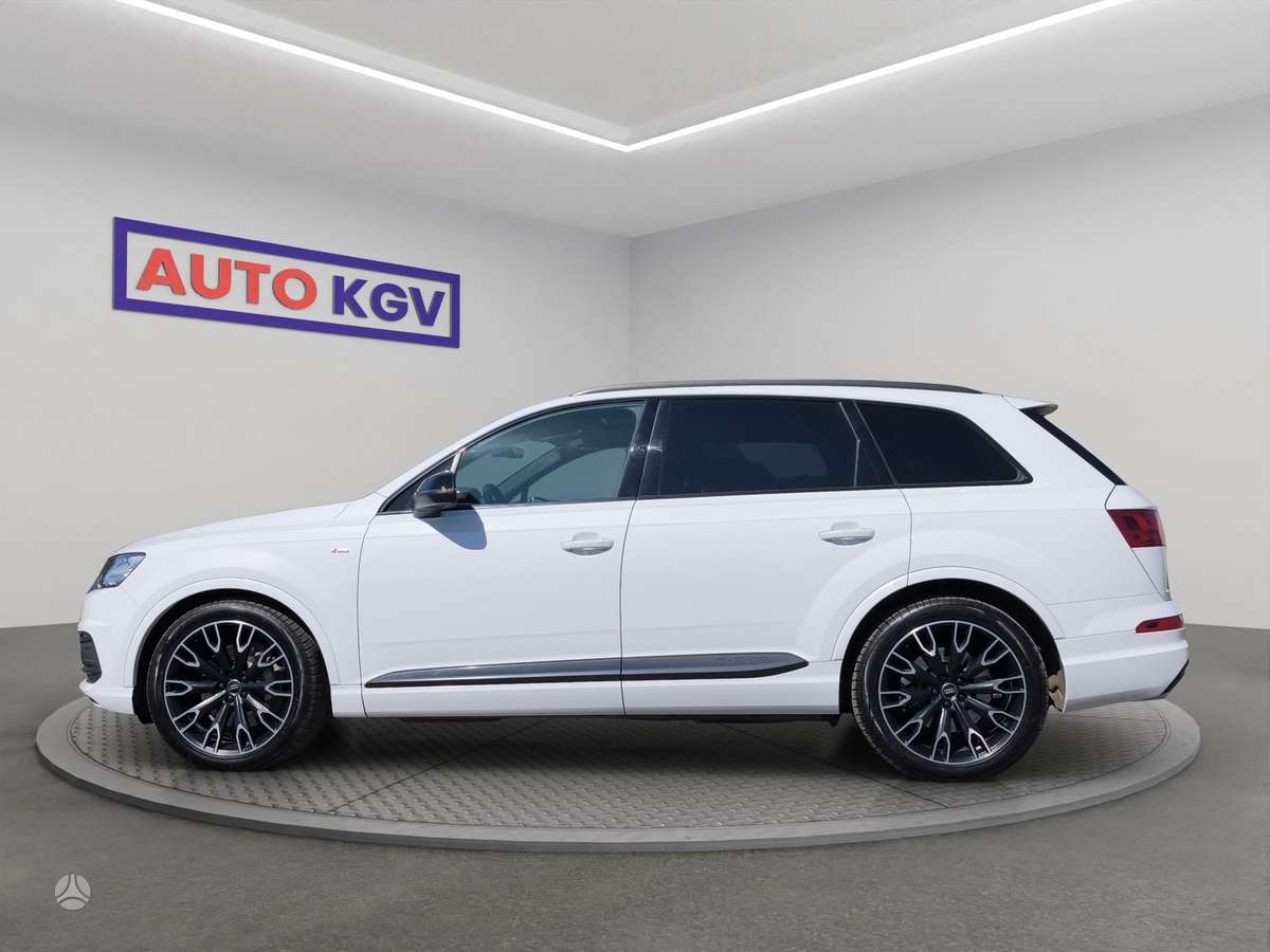 Audi Q7, 3.0 l., off-road / crossover