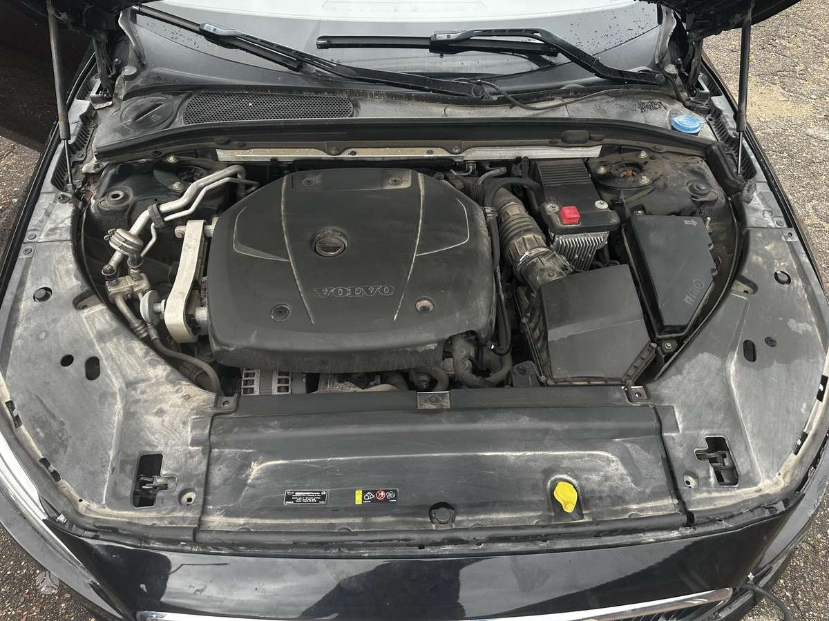 Volvo S90, 2.0 l., Седан