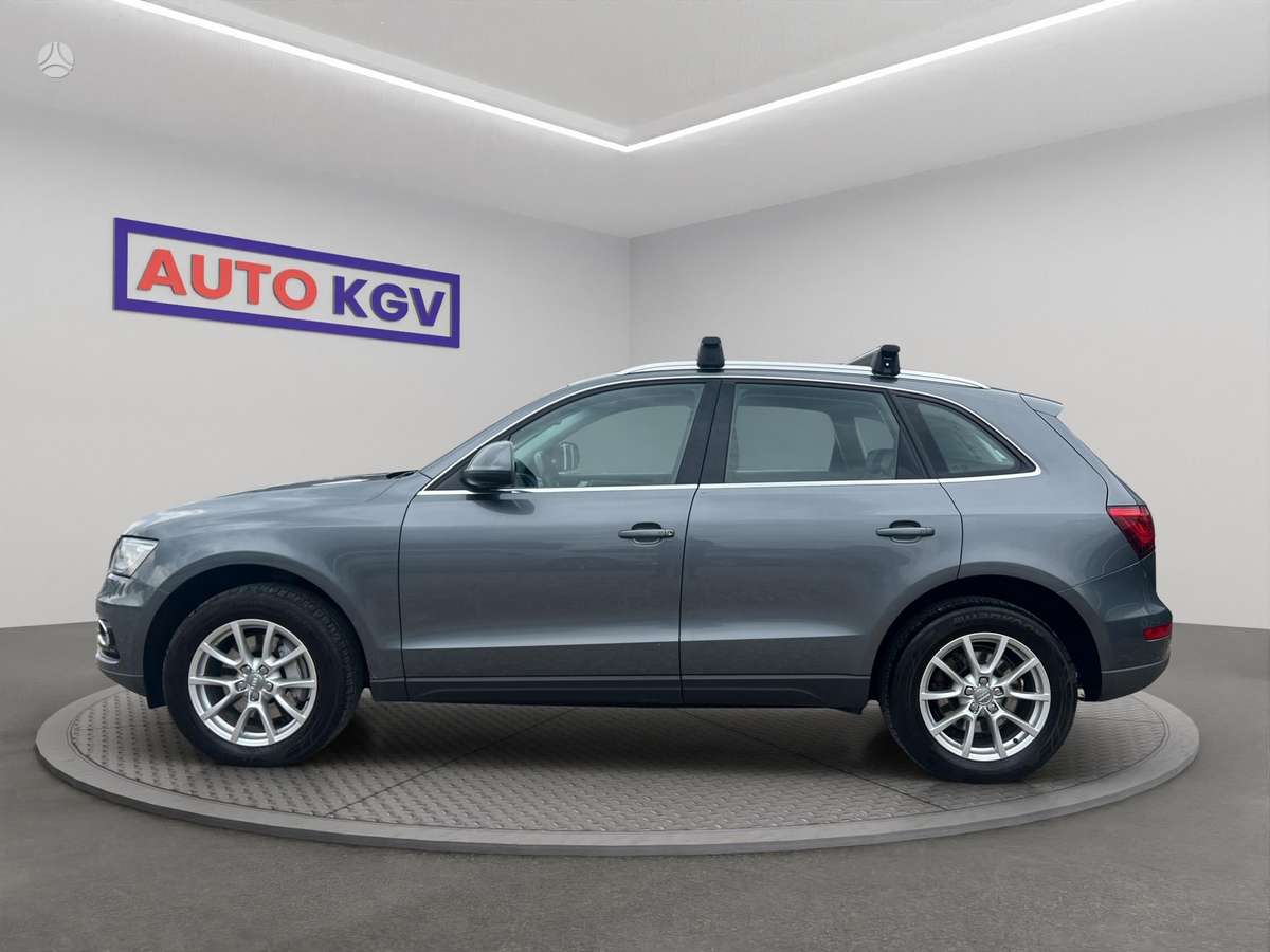 Audi Q5, 3.0 l., off-road / crossover