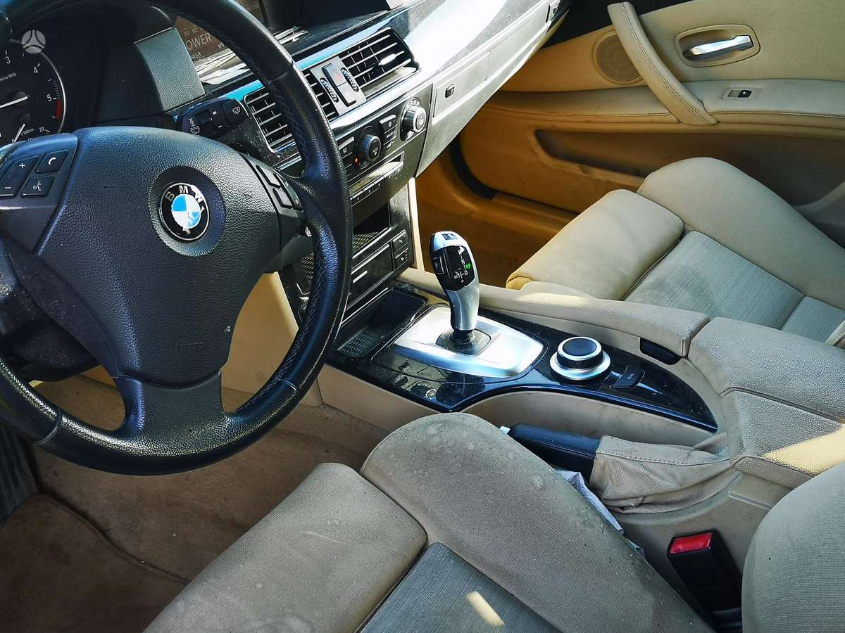 BMW 520, 2.0 l., wagon