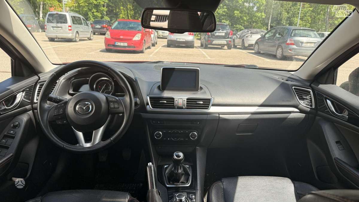 Mazda 3, 2.2 l., Хэтчбек