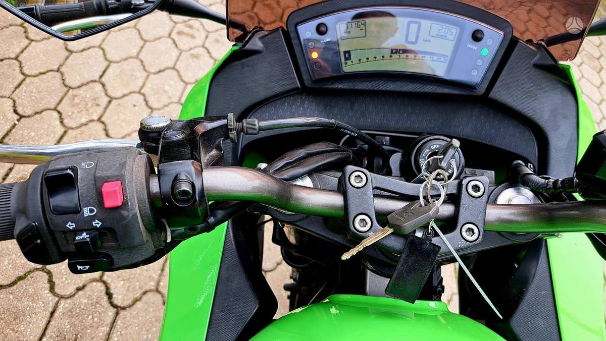 Kawasaki ER 650cc, street / classic