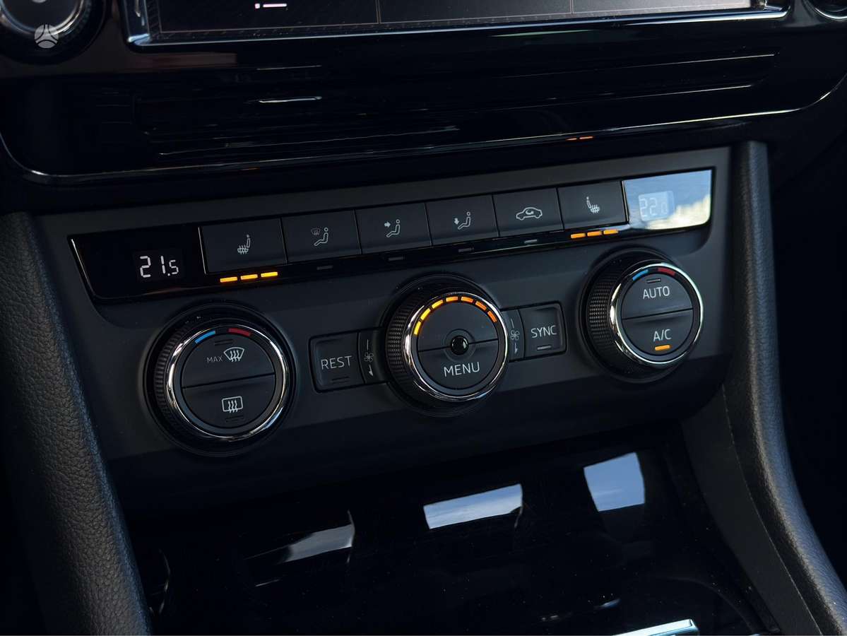 Skoda Superb, 2.0 l., universalas