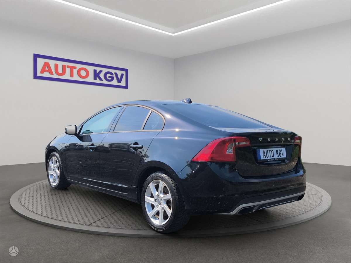 Volvo S60, 2.0 l., Седан