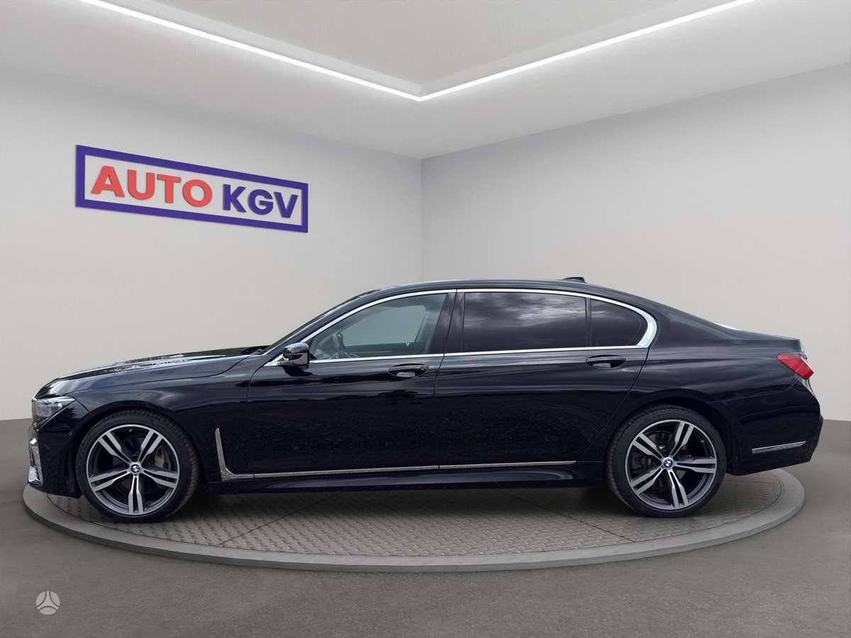BMW 740, 3.0 l., Лимузин