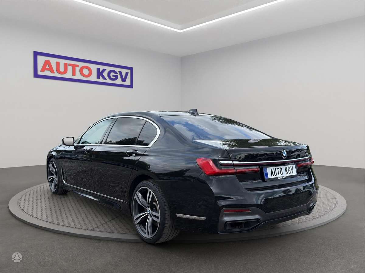BMW 740, 3.0 l., Лимузин