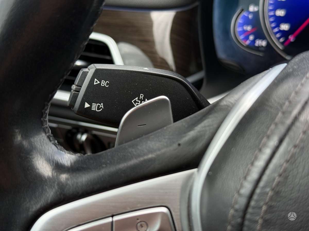 BMW 740, 3.0 l., Лимузин