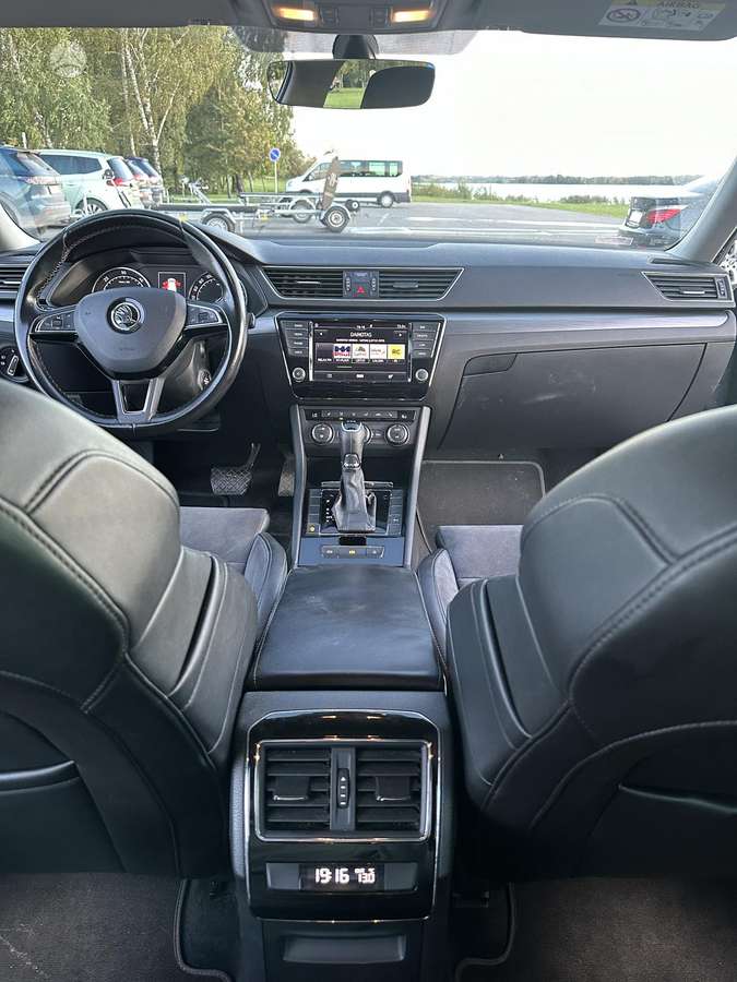 Skoda Superb, 2.0 l., Универсал