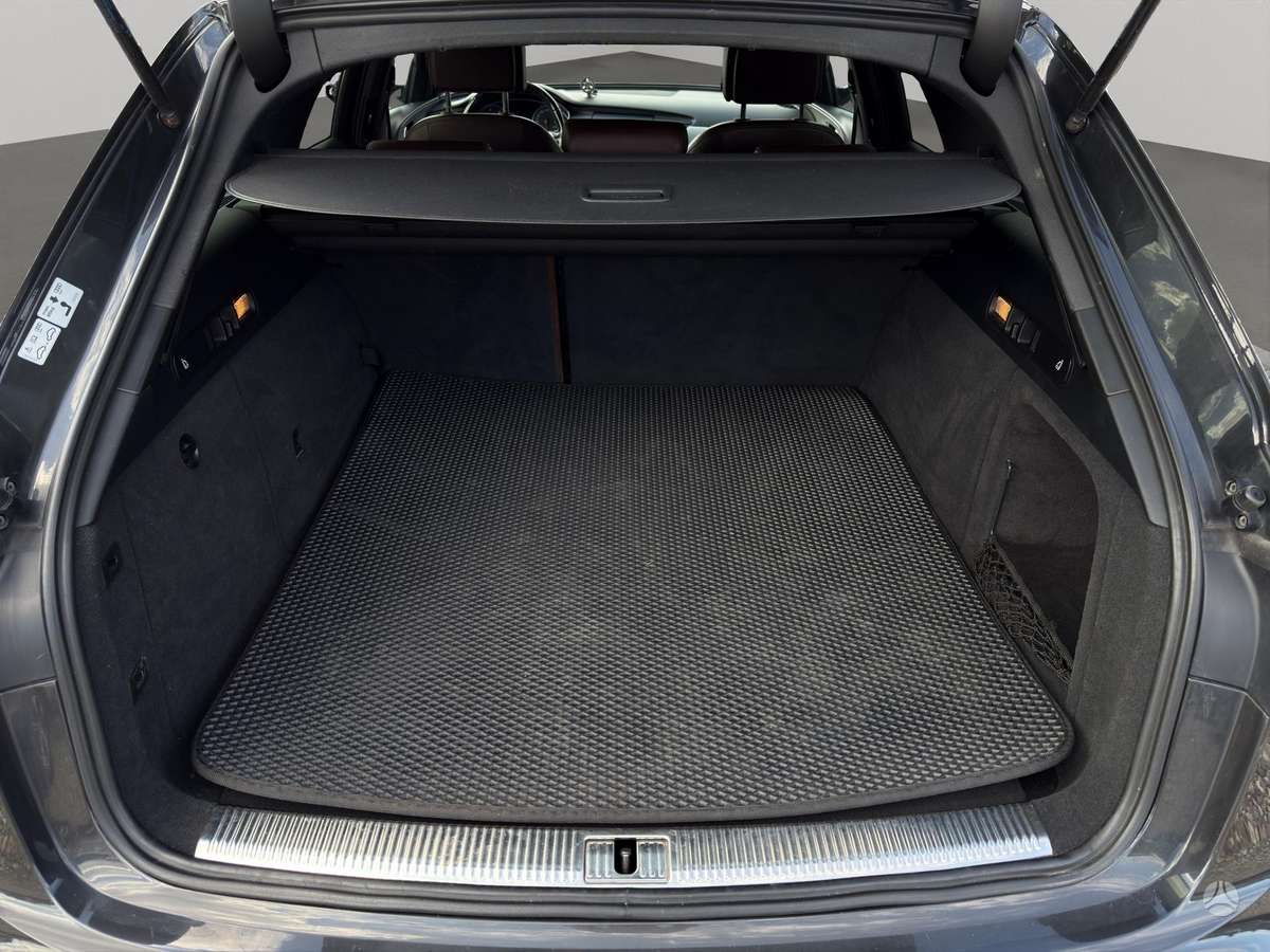 Audi A6, 2.0 l., universalas
