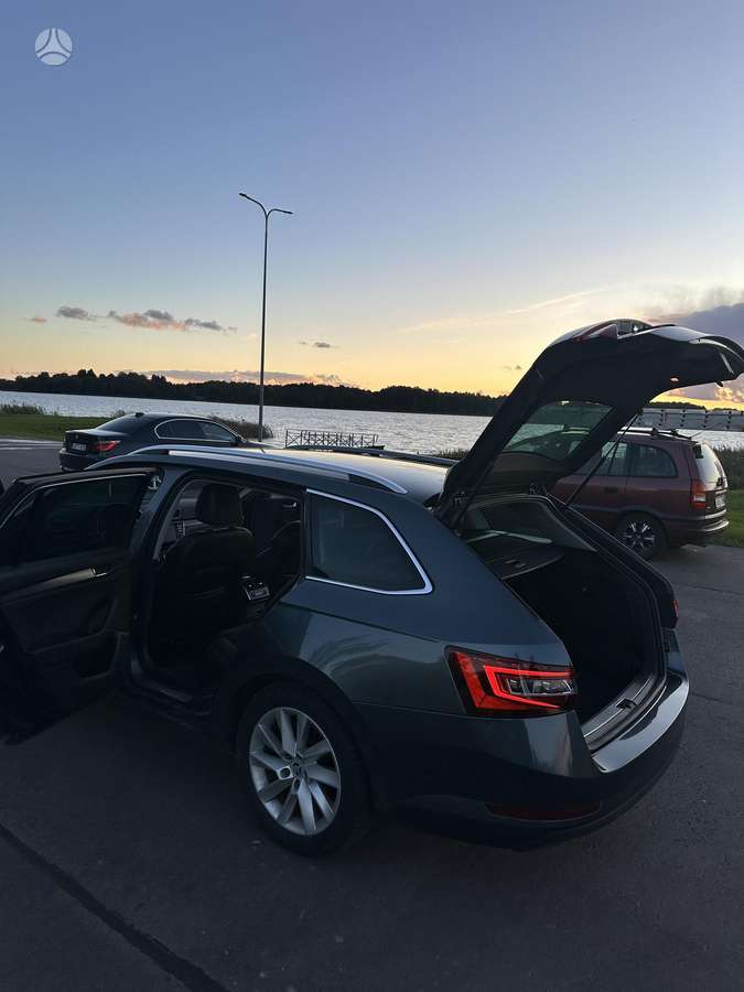 Skoda Superb, 2.0 l., Универсал
