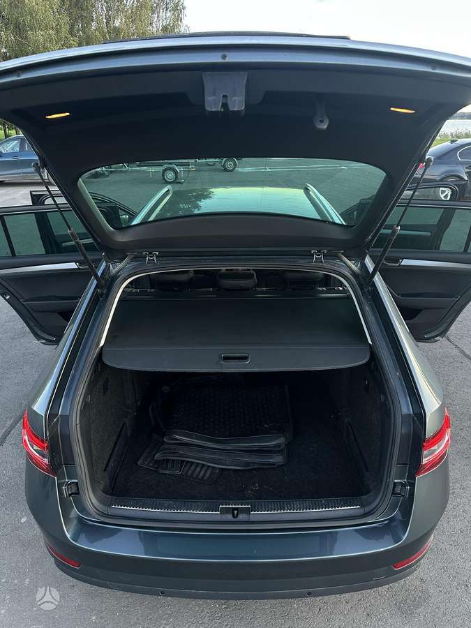Skoda Superb, 2.0 l., Универсал