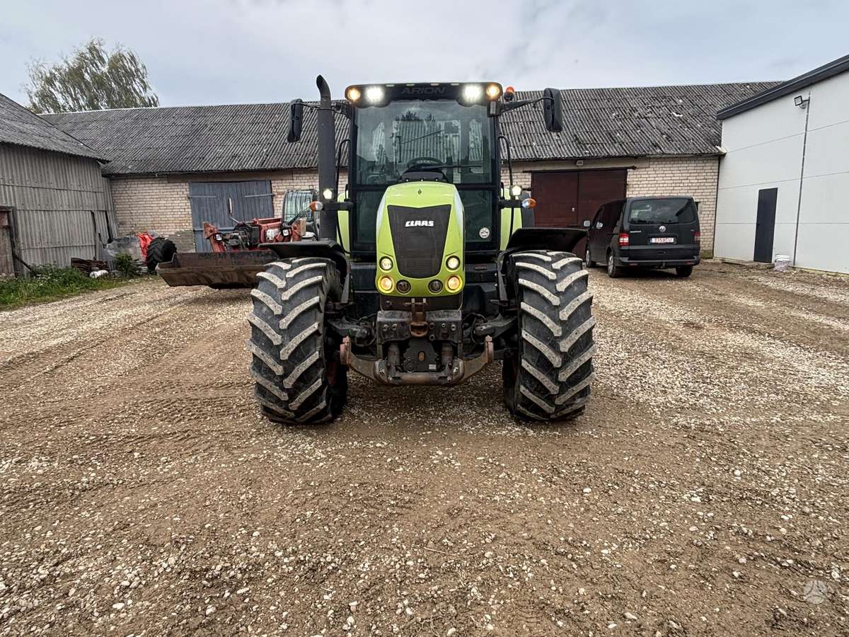Claas Arion 640, traktoriai
