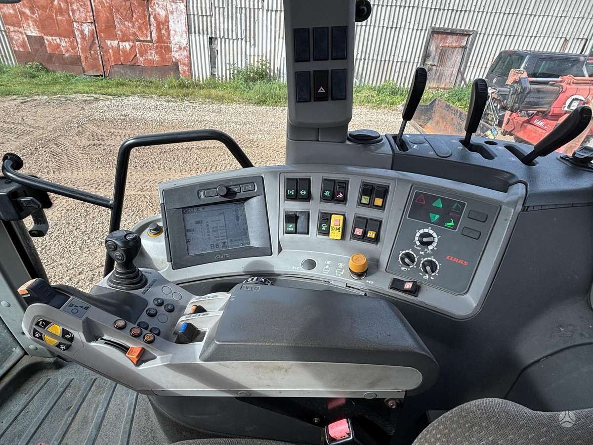 Claas Arion 640, traktoriai