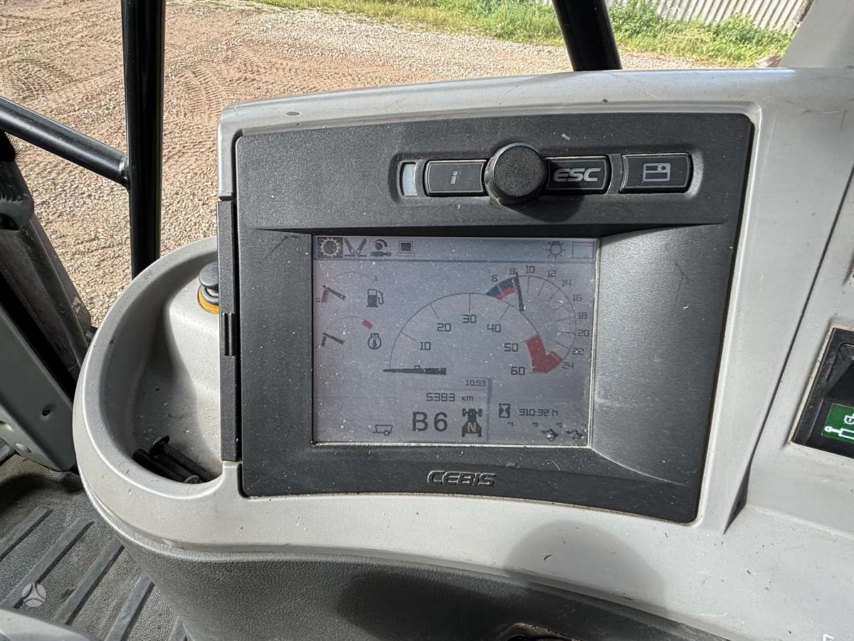 Claas Arion 640, traktoriai