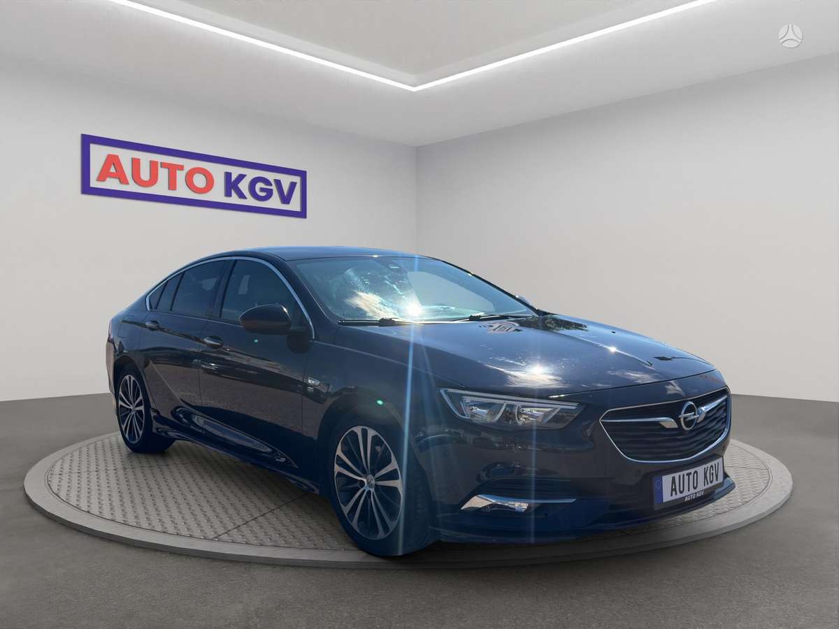 Opel Insignia, 1.6 l., Седан