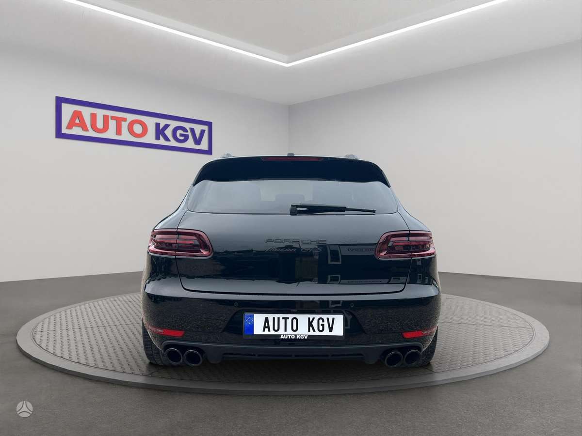 Porsche Macan, 3.0 l., off-road / crossover