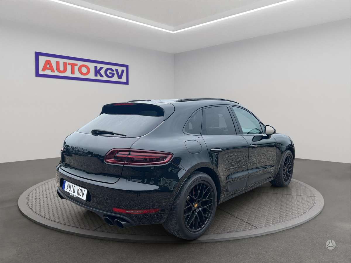 Porsche Macan, 3.0 l., off-road / crossover