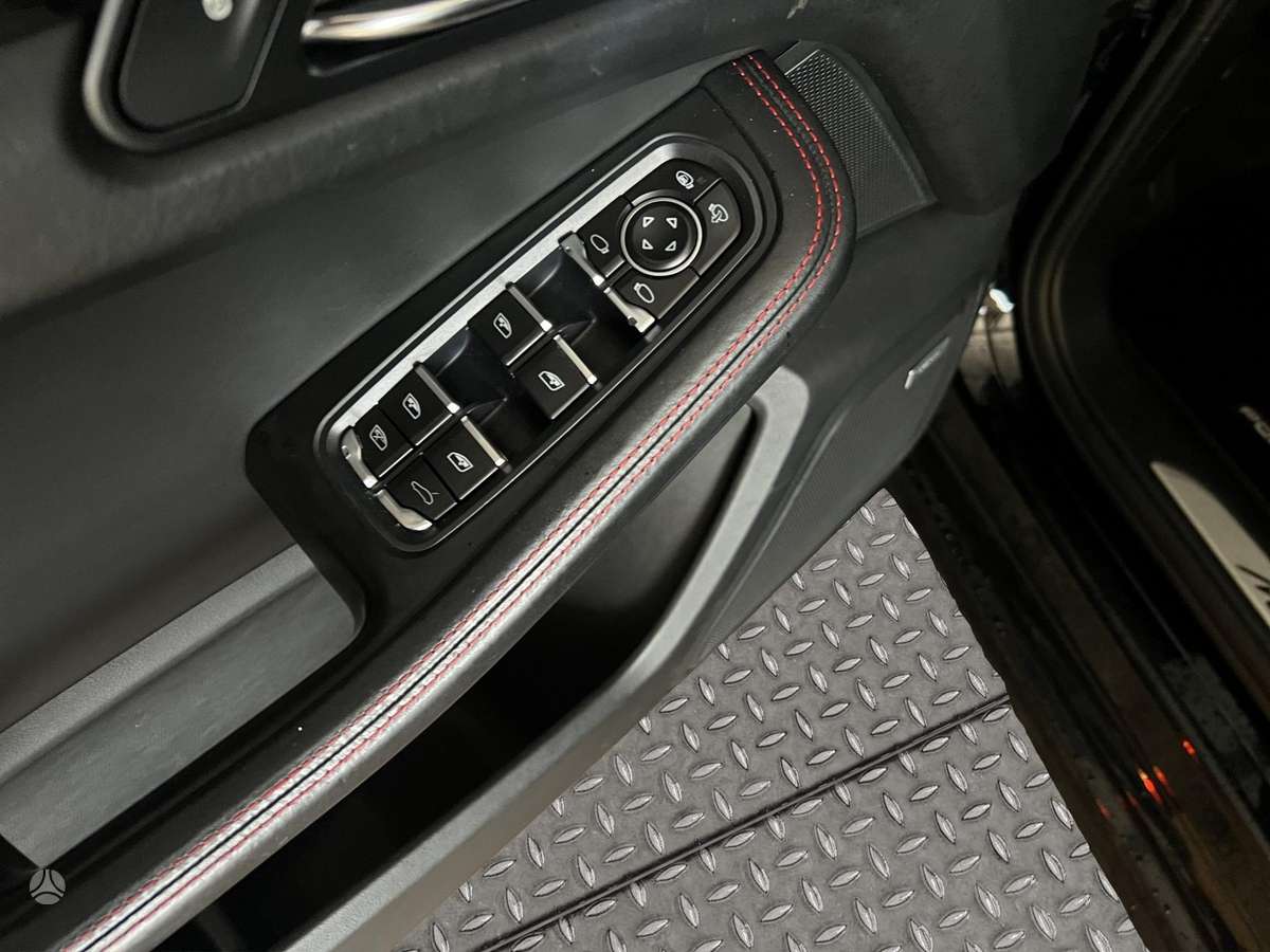 Porsche Macan, 3.0 l., off-road / crossover