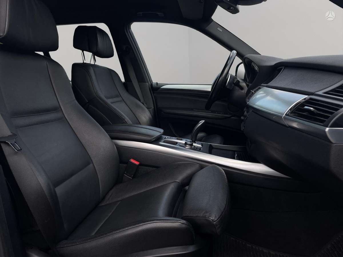 BMW X5, 3.0 l., Внедорожник / Кроссовер