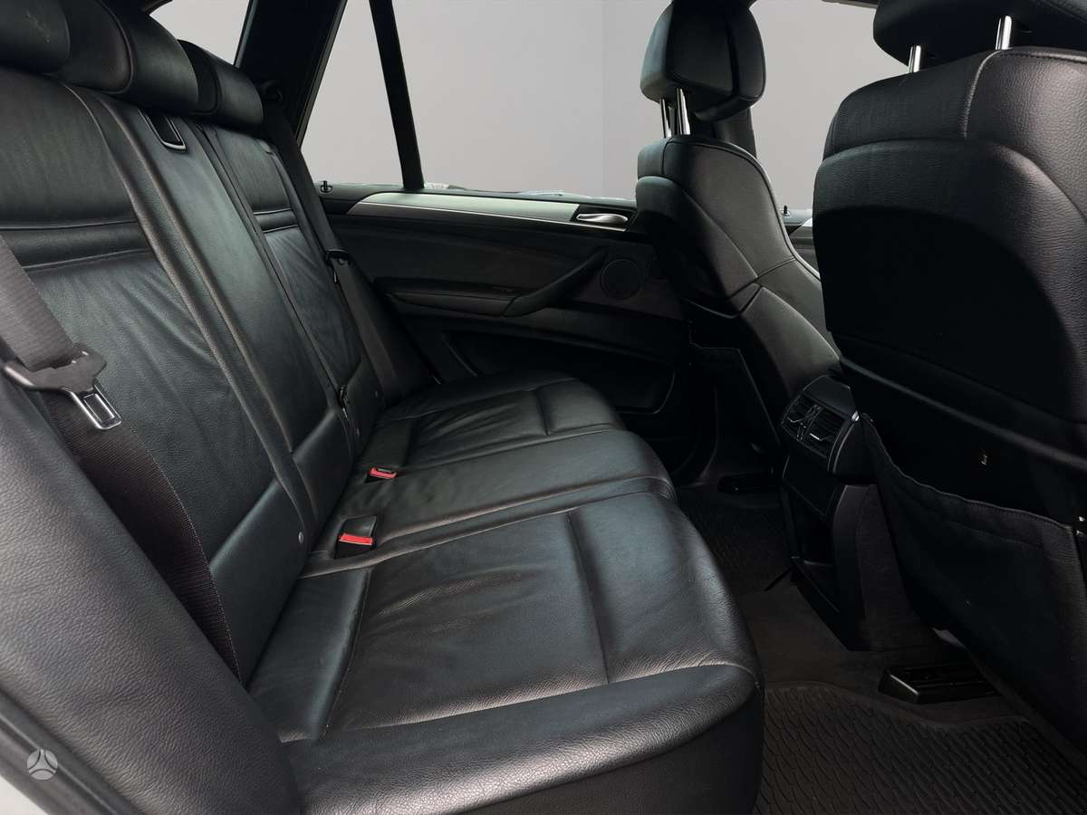 BMW X5, 3.0 l., Внедорожник / Кроссовер