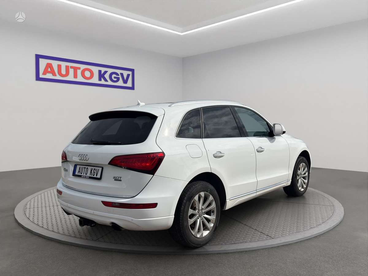 Audi Q5, 2.0 l., Внедорожник / Кроссовер