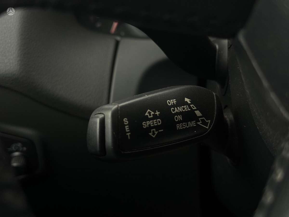 Audi Q5, 2.0 l., Внедорожник / Кроссовер