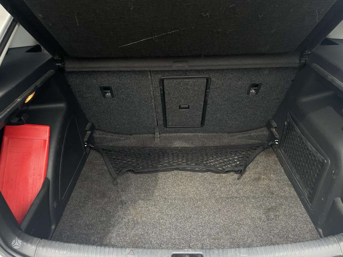 Skoda Rapid, 1.6 l., hatchback
