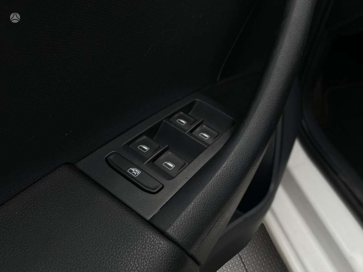 Skoda Rapid, 1.6 l., hatchback