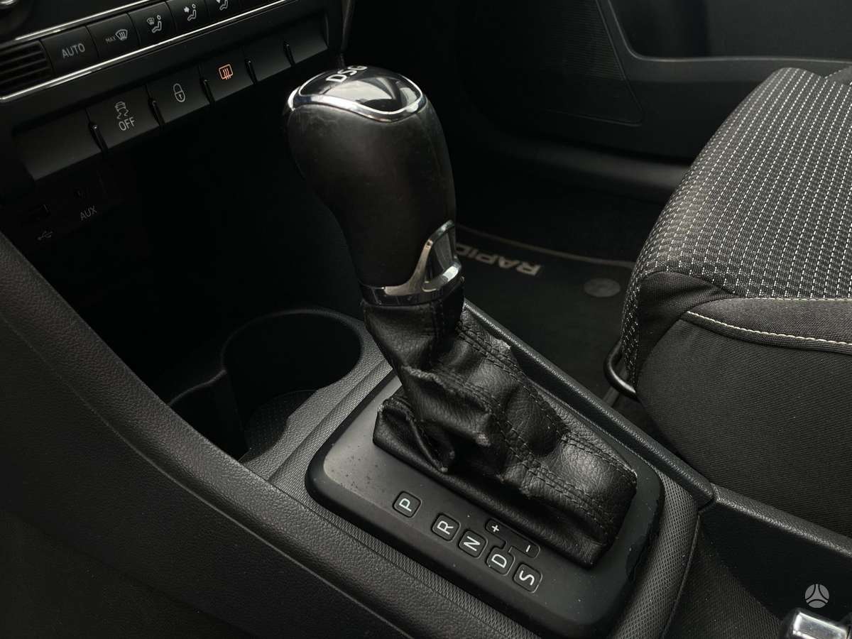 Skoda Rapid, 1.6 l., hatchback