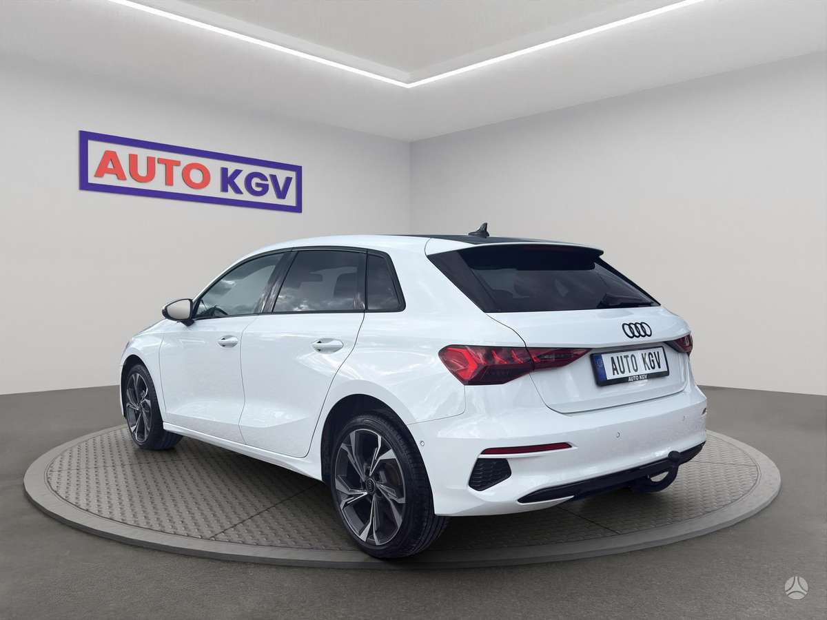 Audi A3, 1.5 l., hatchback