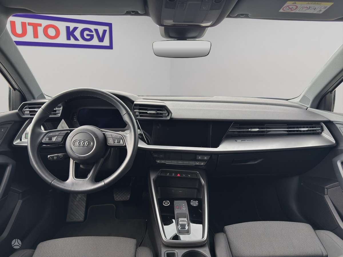 Audi A3, 1.5 l., hatchback