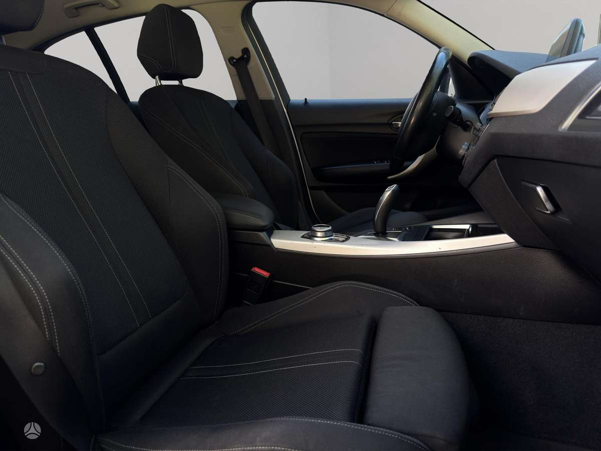 BMW 118, 1.5 l., hatchback