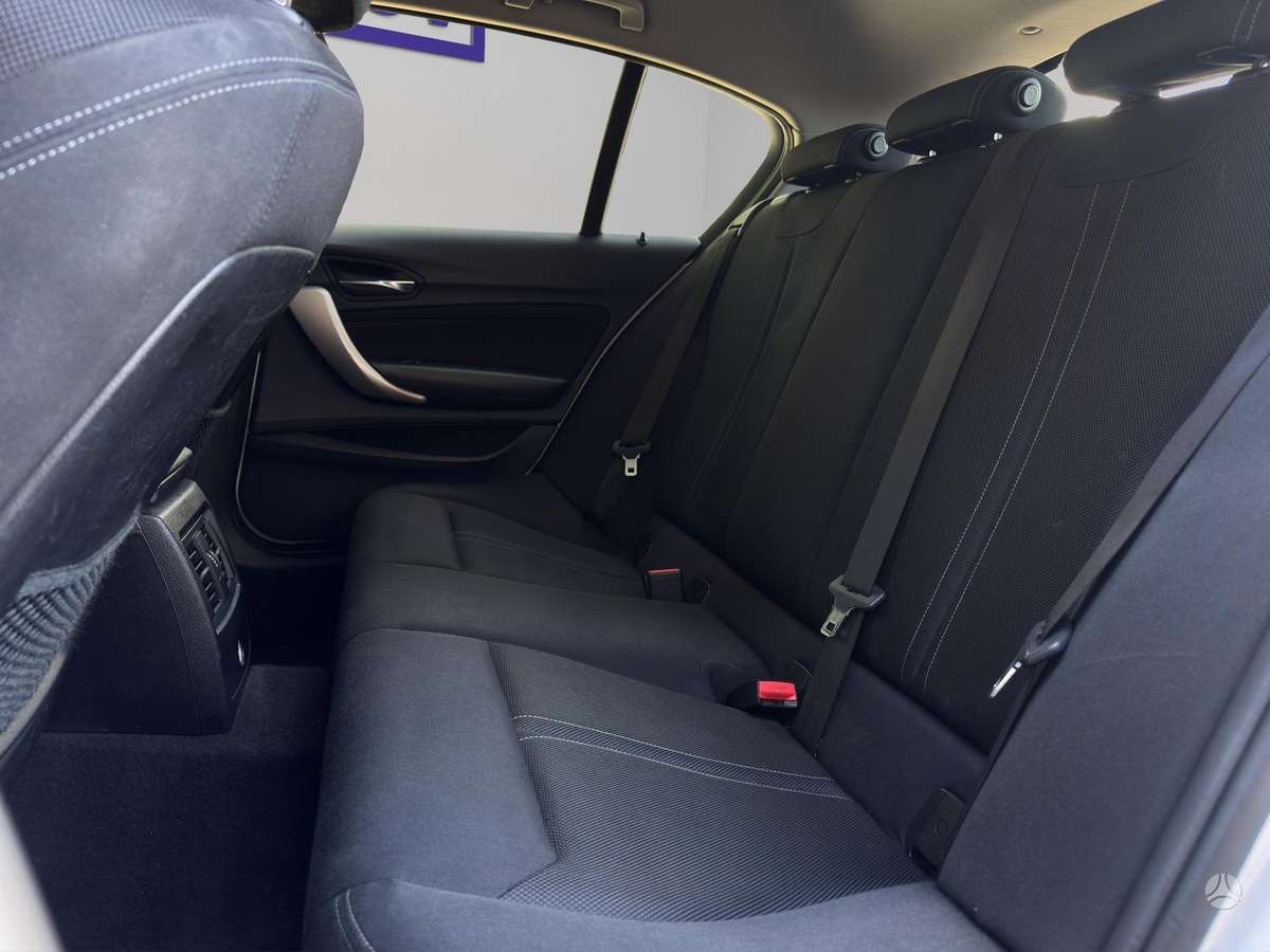 BMW 118, 1.5 l., hatchback
