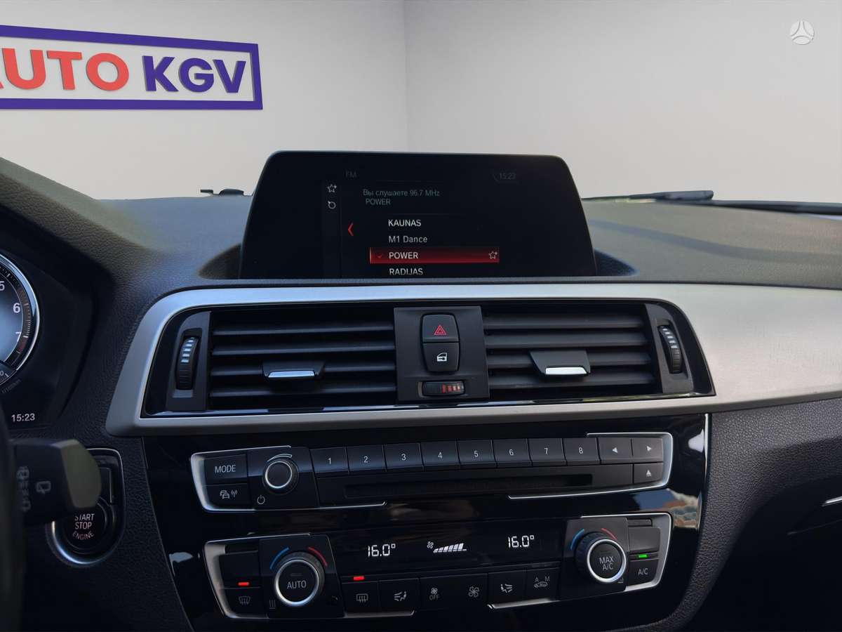 BMW 118, 1.5 l., hatchback