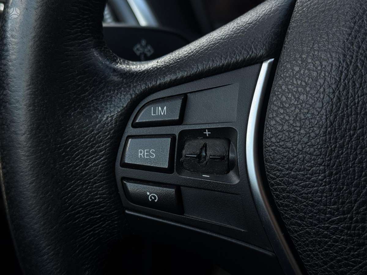 BMW 118, 1.5 l., hatchback
