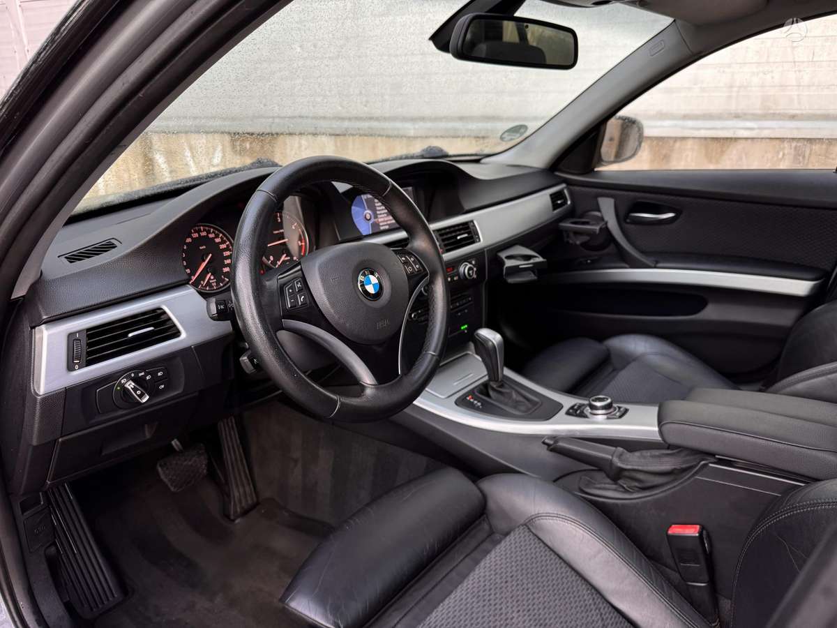 BMW 320, 2.0 l., Универсал