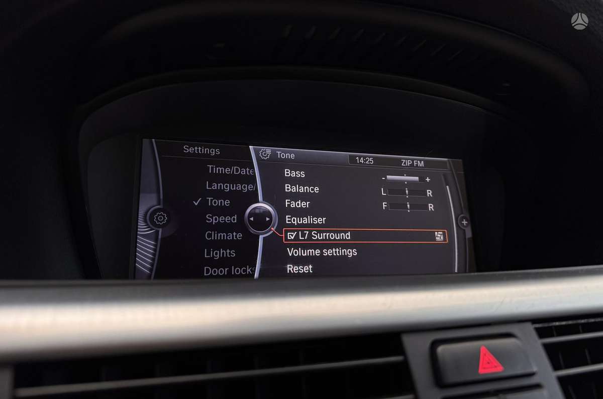 BMW 320, 2.0 l., Универсал