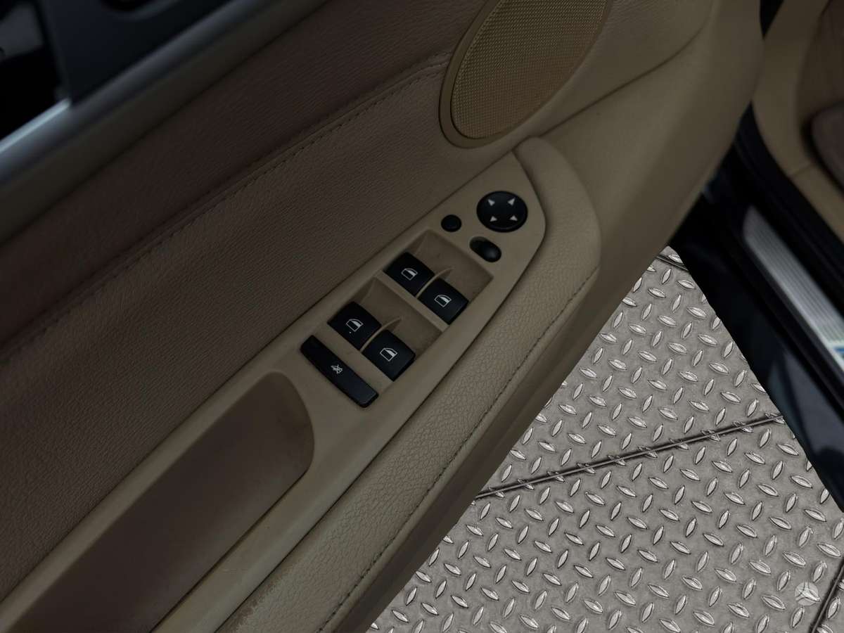 BMW X5, 3.0 l., off-road / crossover