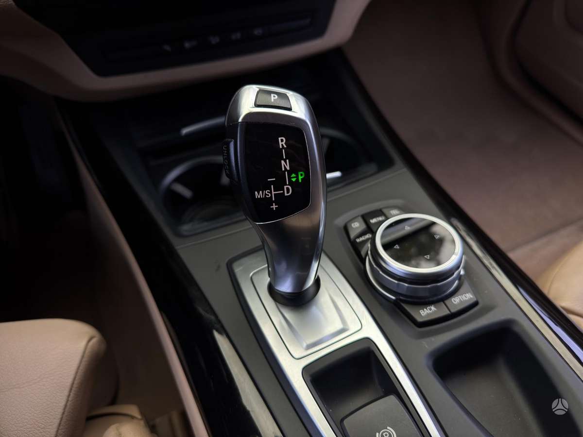 BMW X5, 3.0 l., Внедорожник / Кроссовер